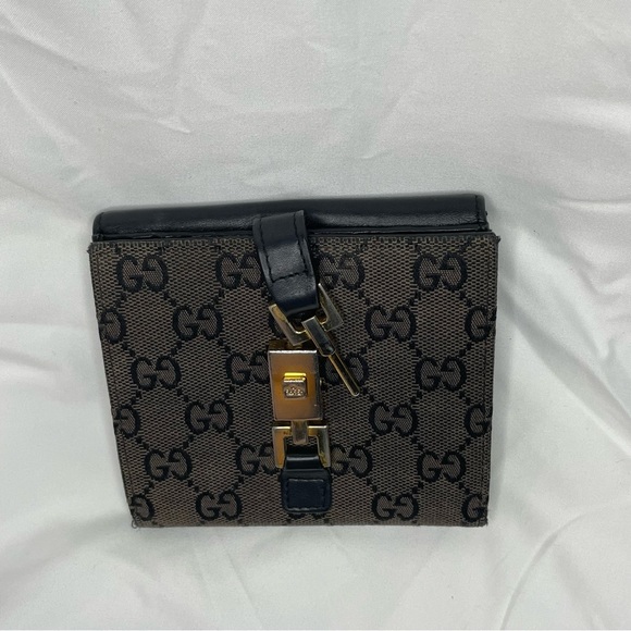 Gucci Jackie GG Canvas Compact Wallet - Picture 11 of 16